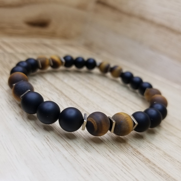 Tiger Eye & Black Onyx Beaded Gemstone Bracelet - Picture 5 of 8
